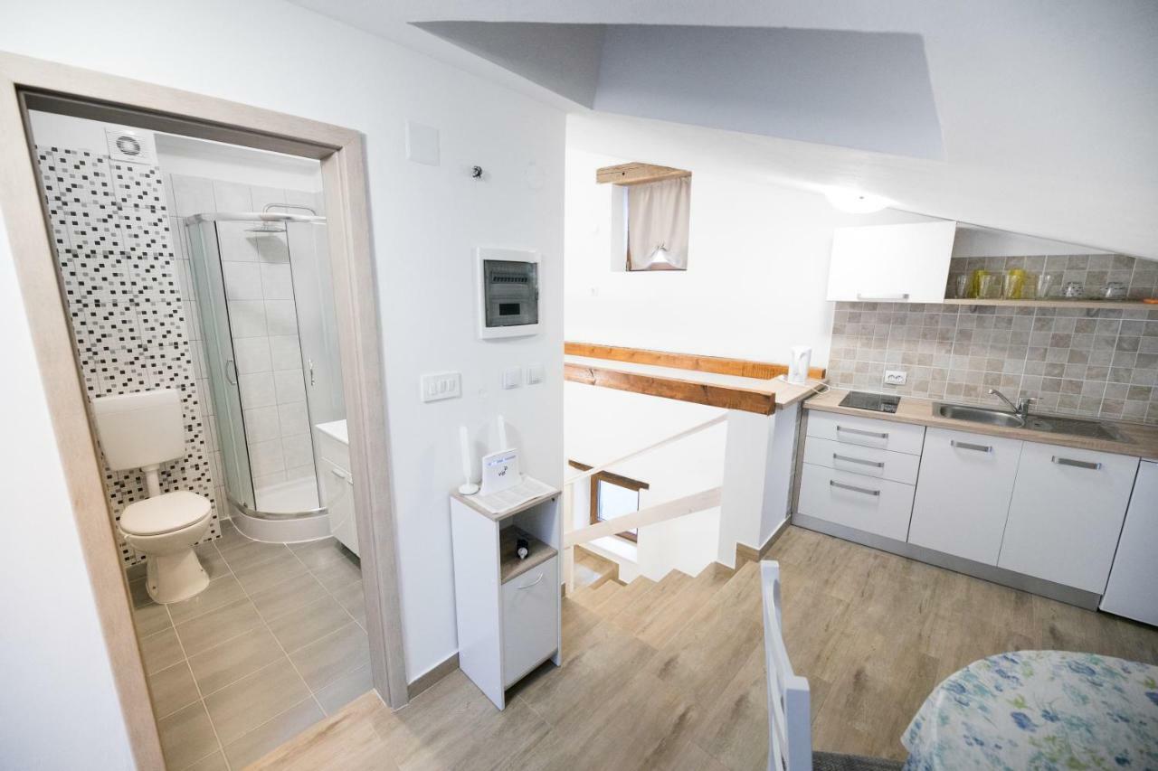 Apartment Elena Бале Екстер'єр фото